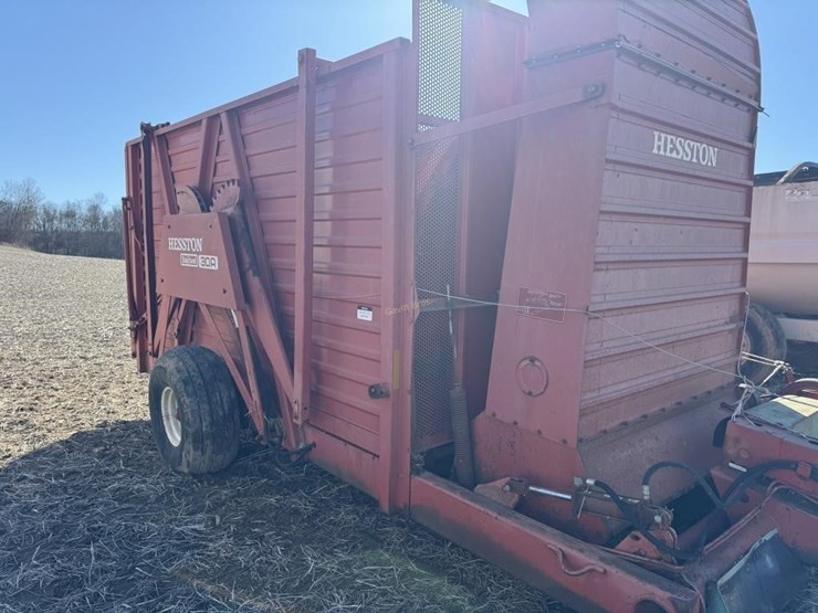 hesston-stackhand-30a-stacker---off-site-image-5