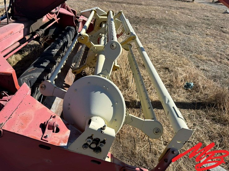 new-holland-499-image-22