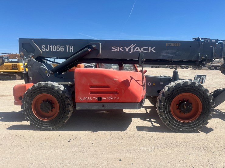 2018-skyjack-sj1056-image-5