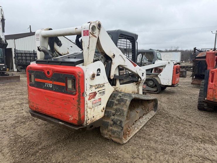2019-bobcat-t770-image-4