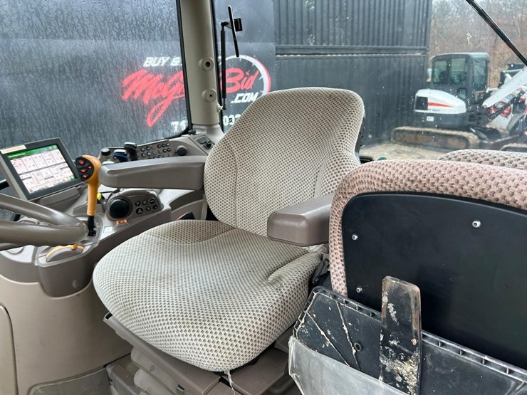 2019-john-deere-6155r-image-21