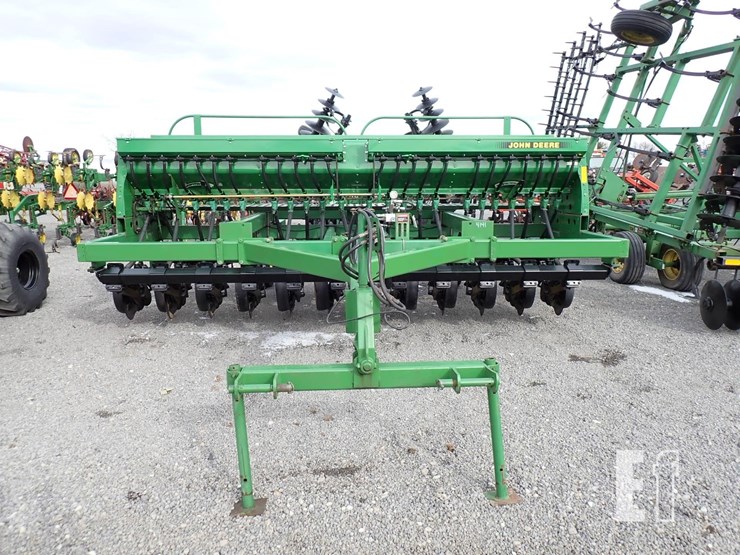 john-deere-750-image-2