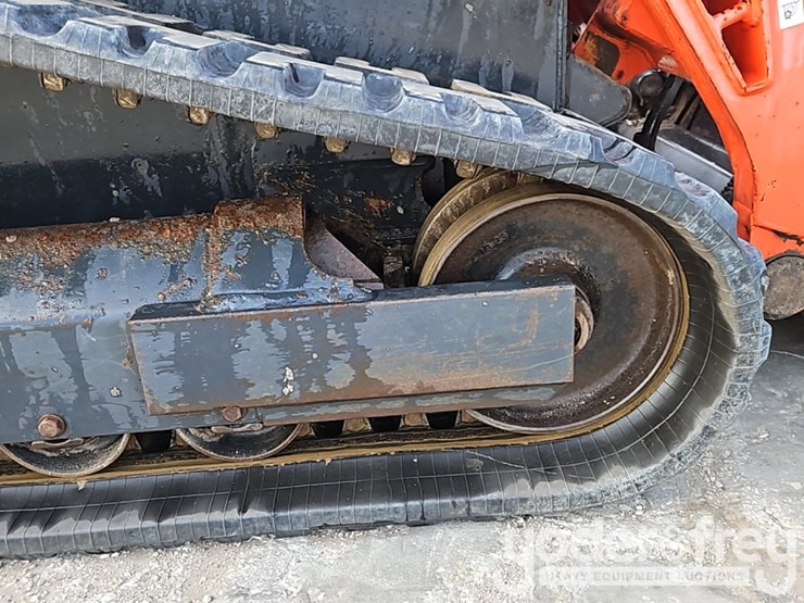 2020-kubota-svl75-2-image-10