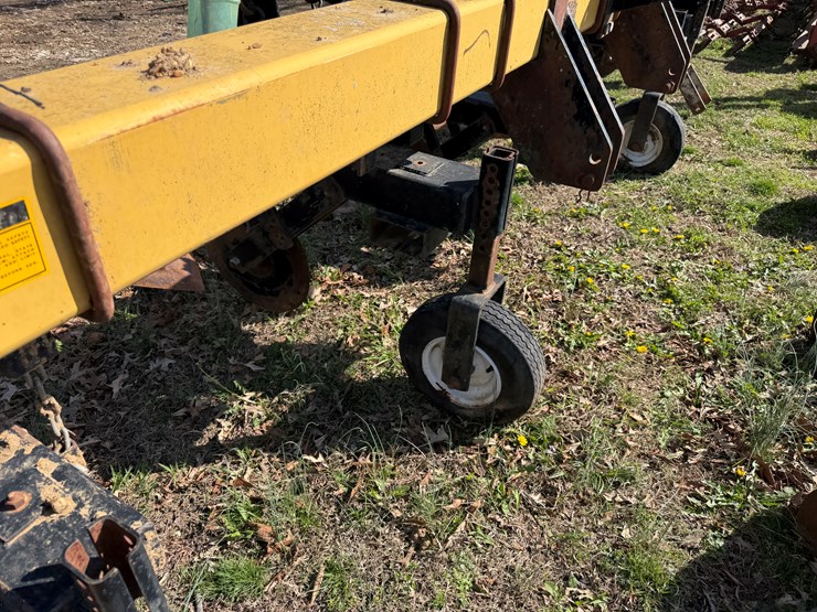 2000-landoll-2000-image-42