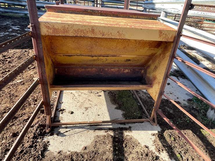 #6053-•-farmstar-double-sided-creep-feeder-image-14