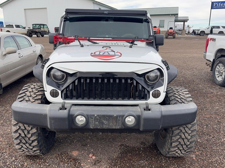 2014-jeep-wrangler-image-9