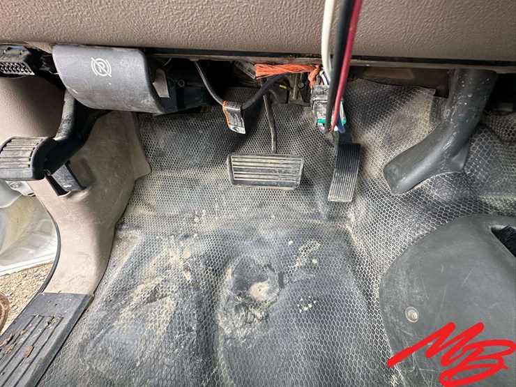 2007-gmc-3500-image-29