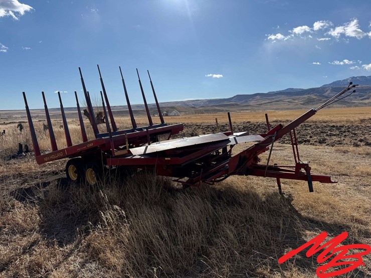 new-holland-1033-image-4