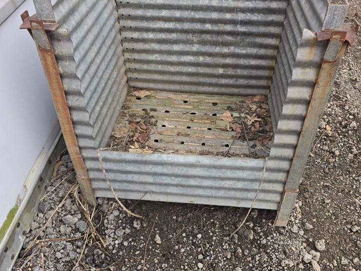 3'-x-3'-scrap-bins-image-1