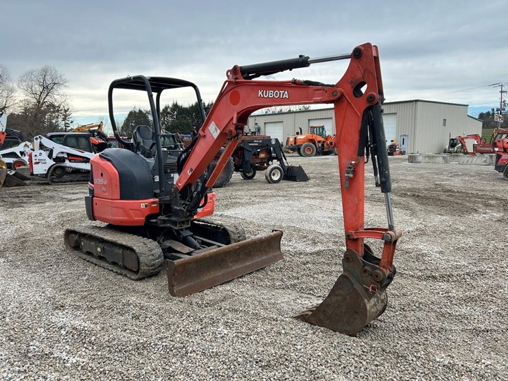 2016-kubota-u35-4-image-6