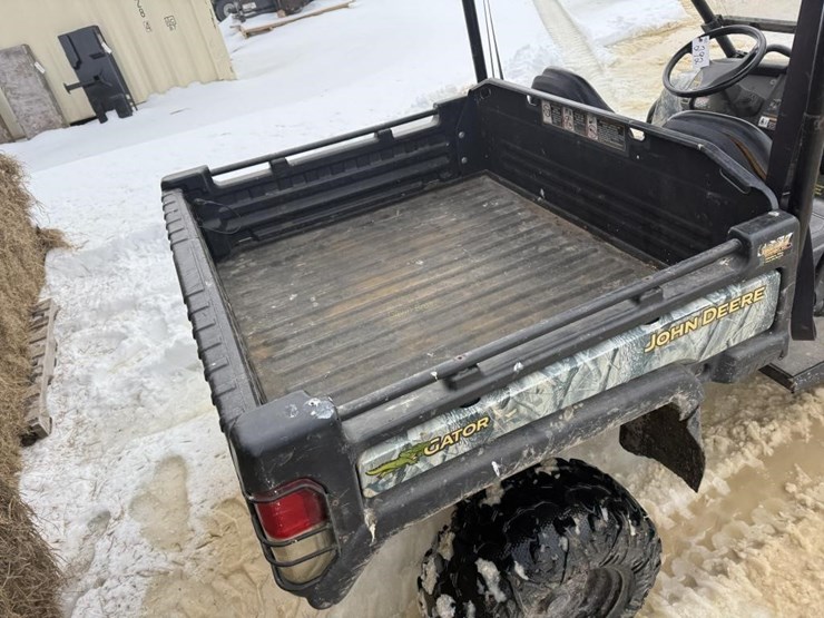 2011-john-deere-gator-image-7