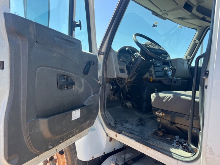 2011-international-workstar-7300-image-20