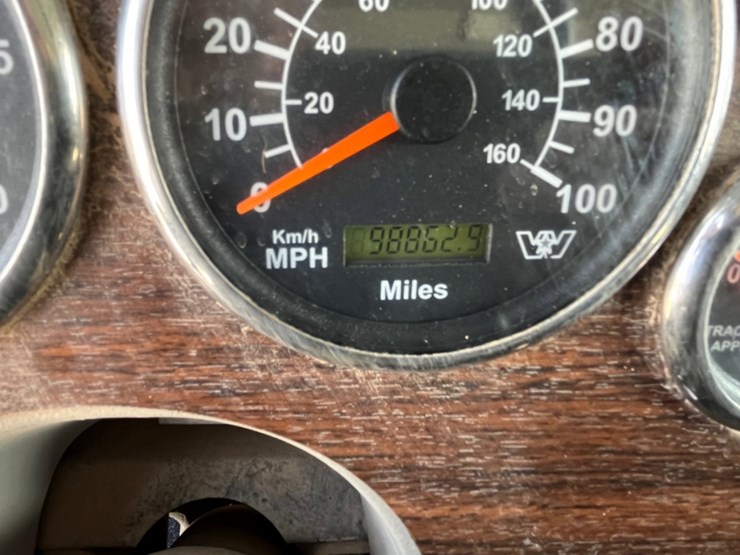 2012-western-star-4900fa-image-12