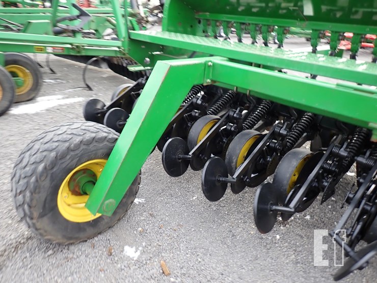 john-deere-750-image-8