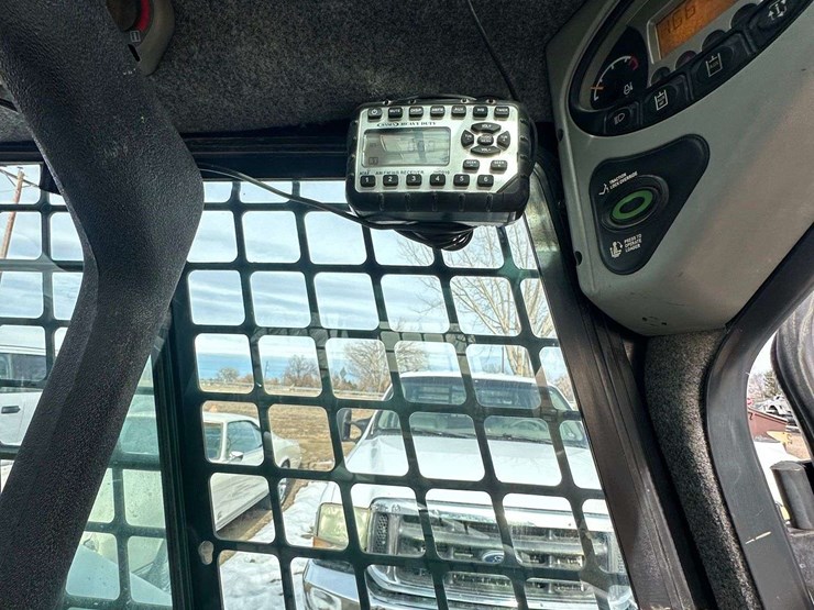 2008-bobcat-a300-image-25