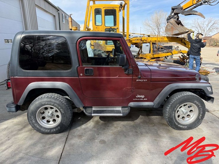 2004-jeep-wrangler-sport-image-4