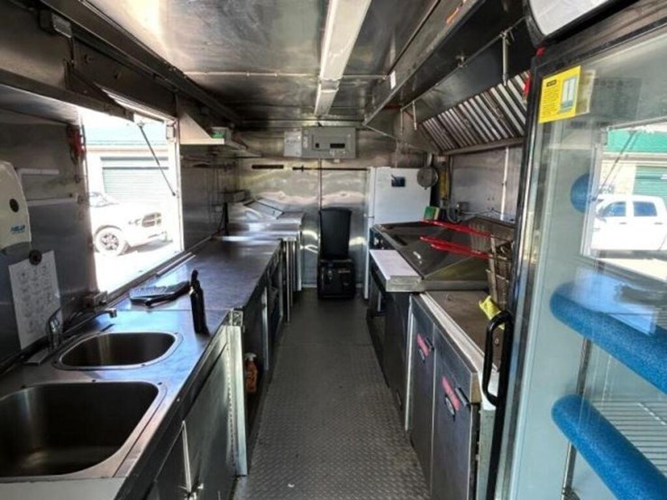 2007-ford-l-image-17