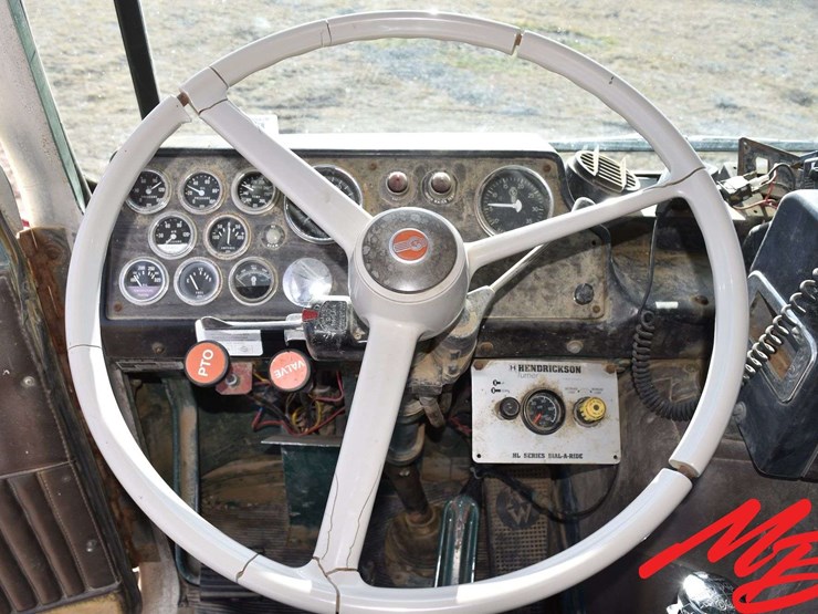 1973-cummins-855-image-38