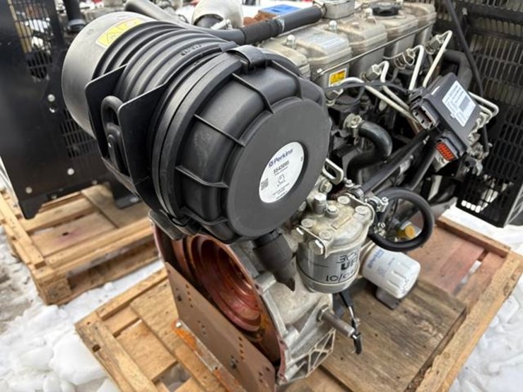 perkins-404d-22t-diesel-engine-image-2