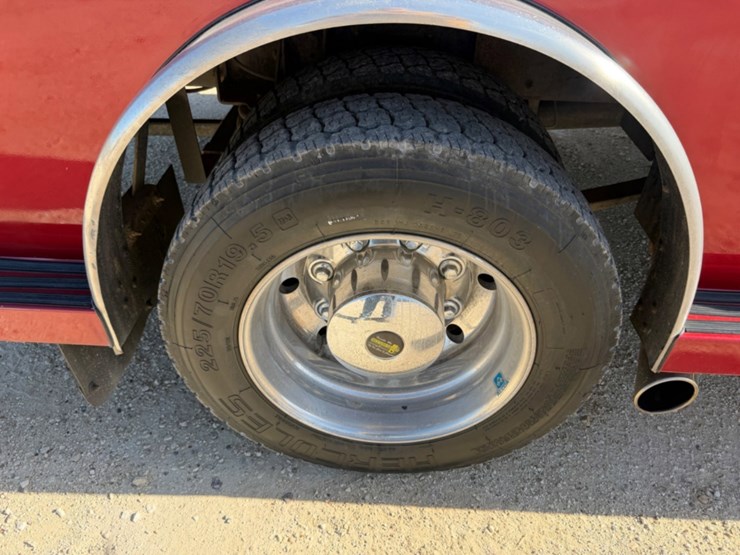 2007-custom-tank-image-11