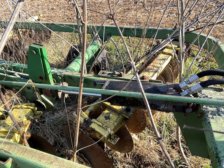 john-deere-210-image-22