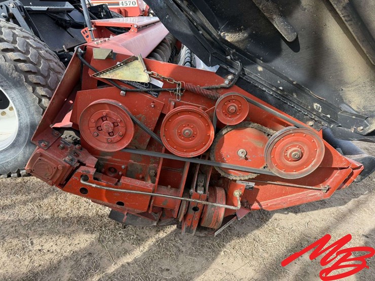 hesston-8450-image-48