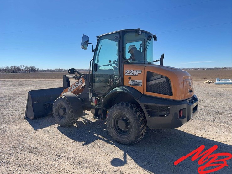 2021-case-221f-image-5