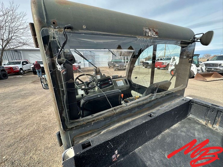 2005-bobcat-toolcat-5600-image-33