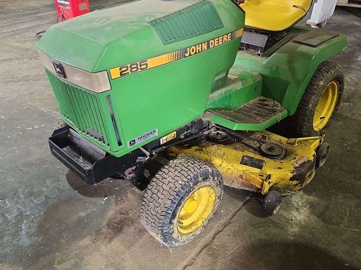 john-deere-285-image-1
