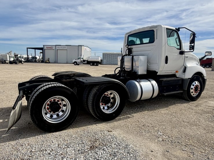 2018-international-lt-image-5