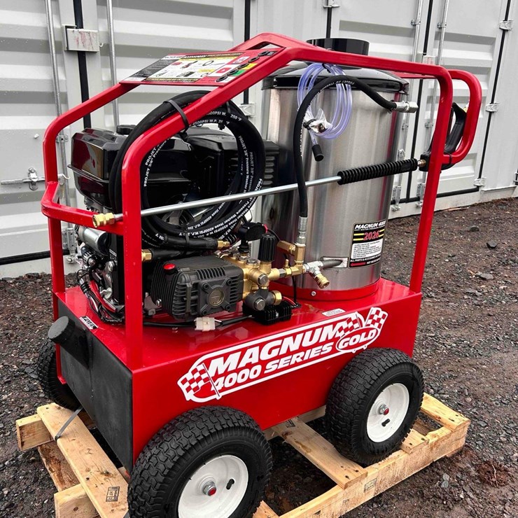 Magnum 4000 Series Hot Water Pressure Washer