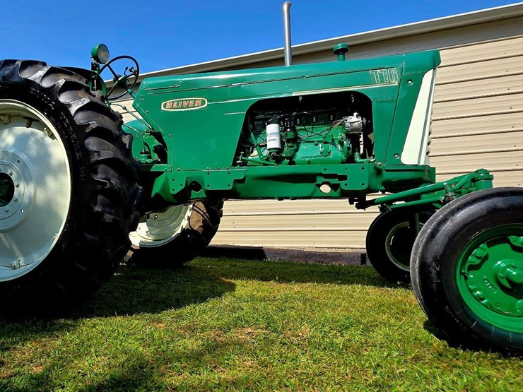 1958-oliver-770-image-4