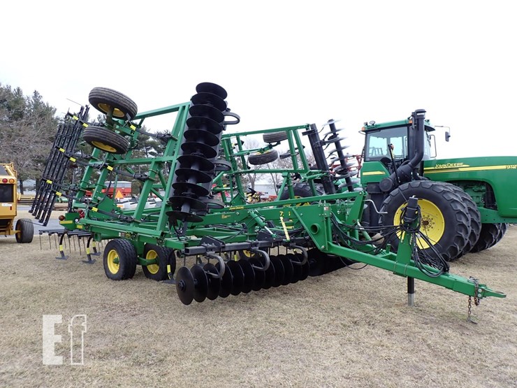 john-deere-726-image-3