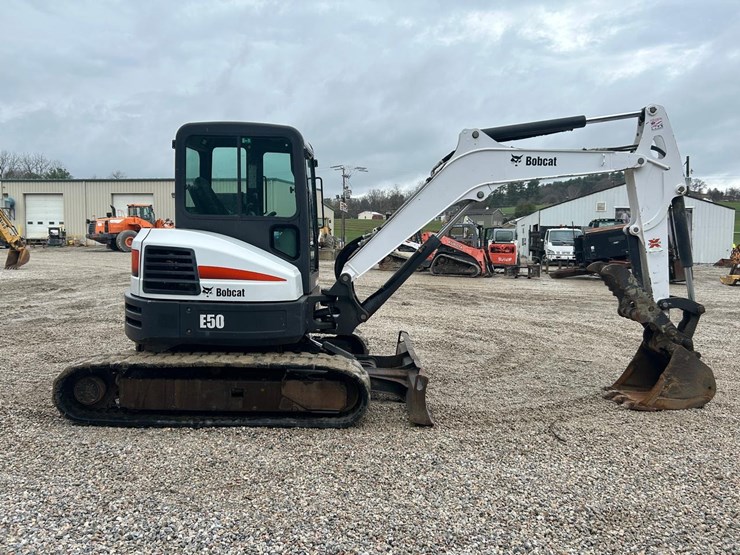 2016-bobcat-e50-image-5