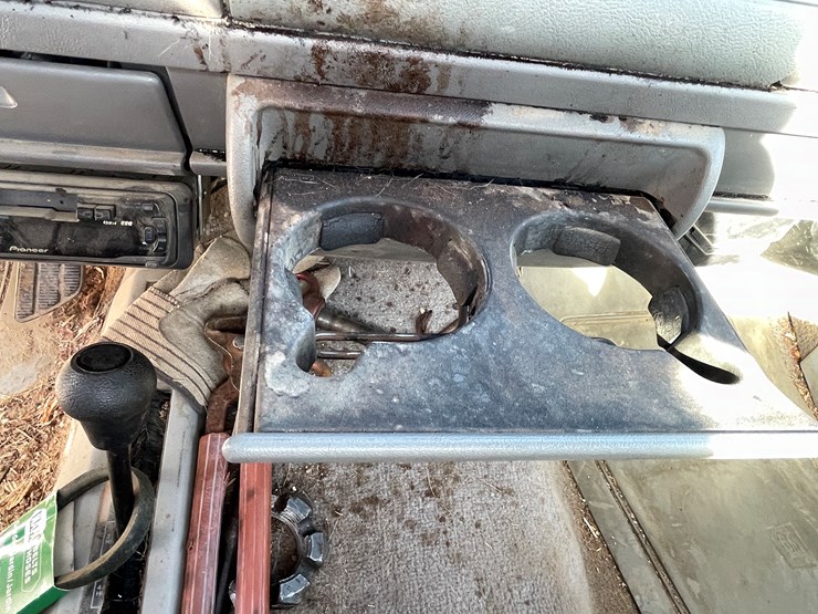 1993-gmc-2500-image-43