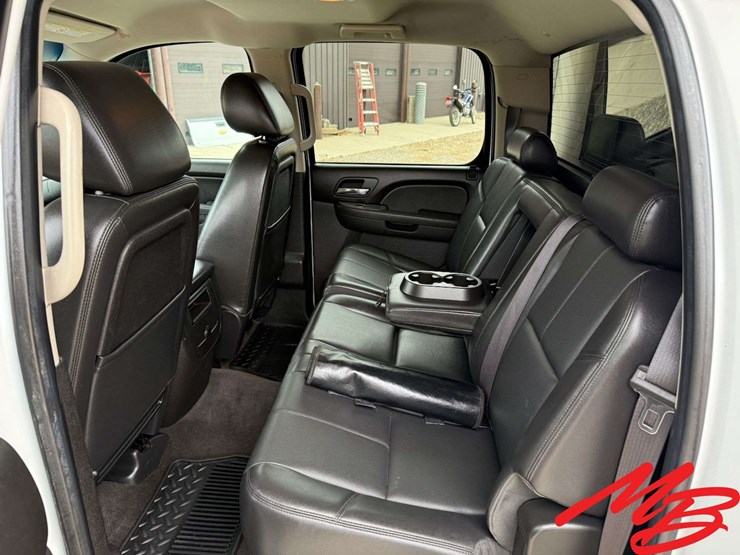 2014-chevrolet-silverado-2500-image-50