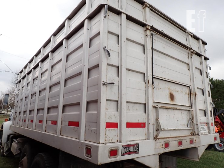 gmc-topkick-image-10