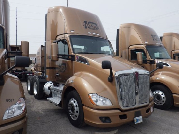 2022-kenworth-t680-image-3
