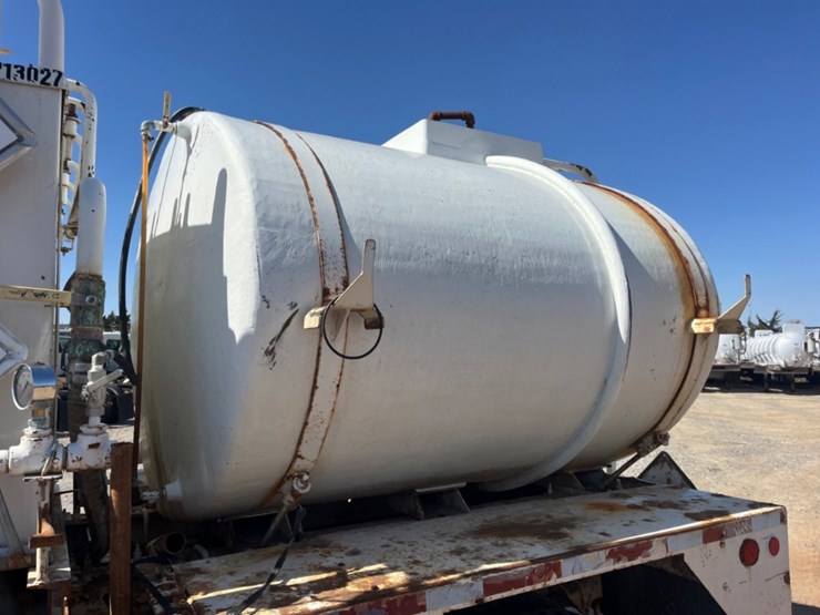 2011-international-workstar-7300-image-18