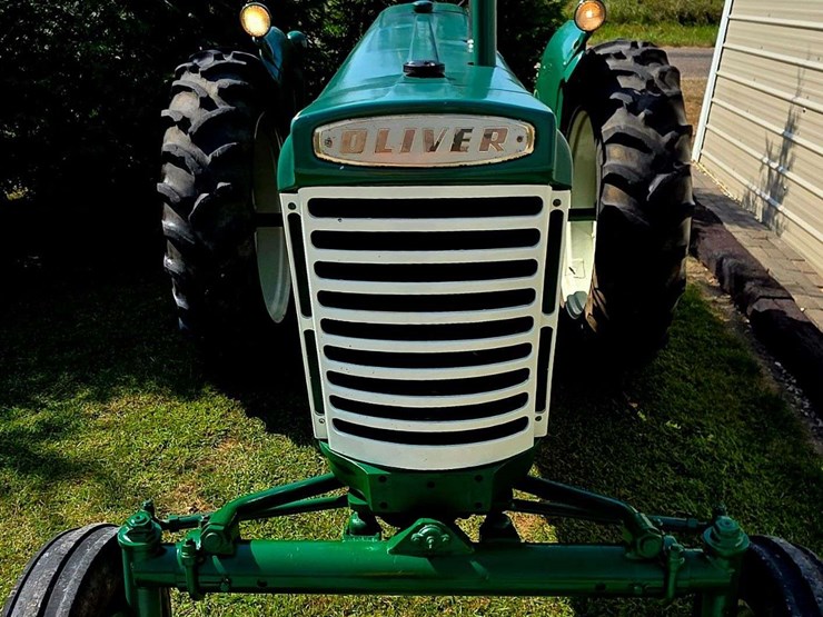 1958-oliver-770-image-8