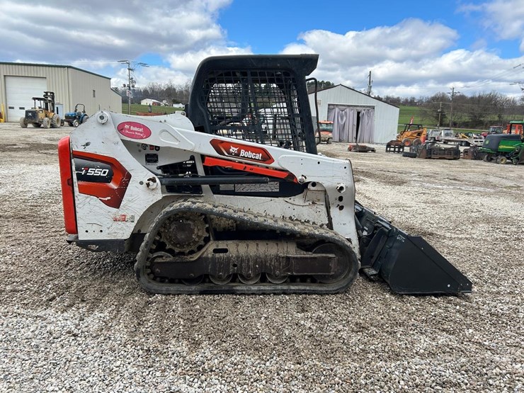 2022-bobcat-t550-image-5