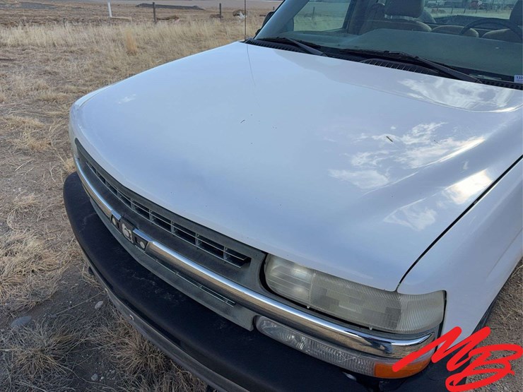 2002-chevrolet-silverado-1500-ls-image-16