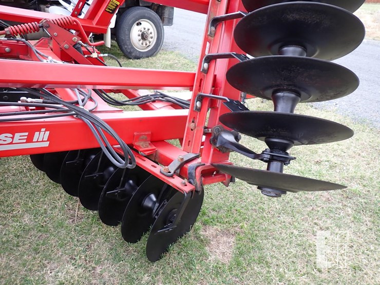 case-ih-3950-image-7