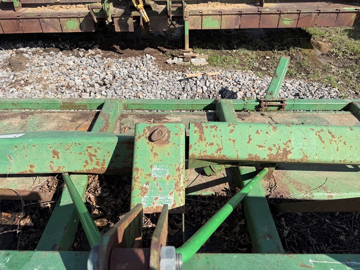 john-deere-1418-image-22