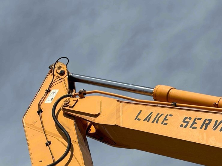 2017-hyundai-hx300-lr-image-10