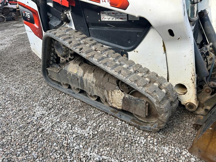 2020-bobcat-t76-image-12