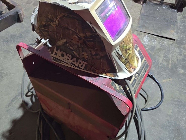 lincoln-225-arc-welder-image-7