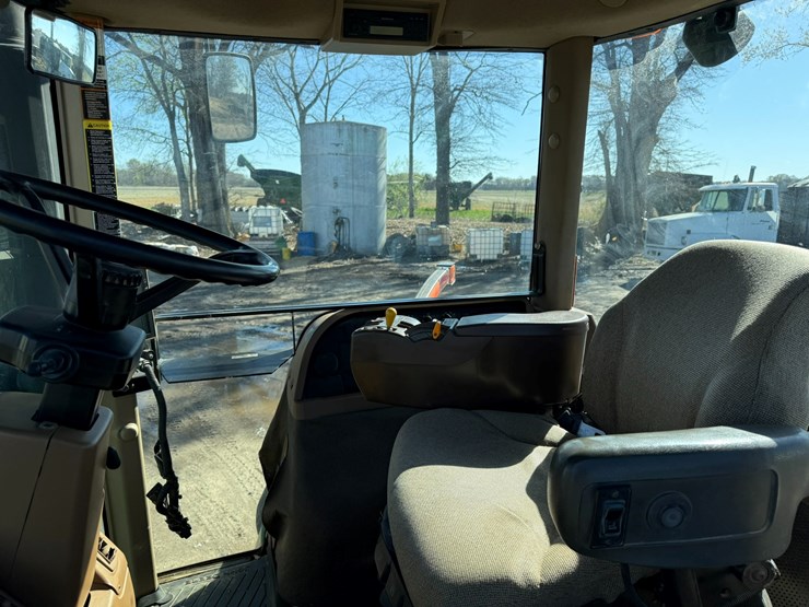 2008-john-deere-8130-image-47