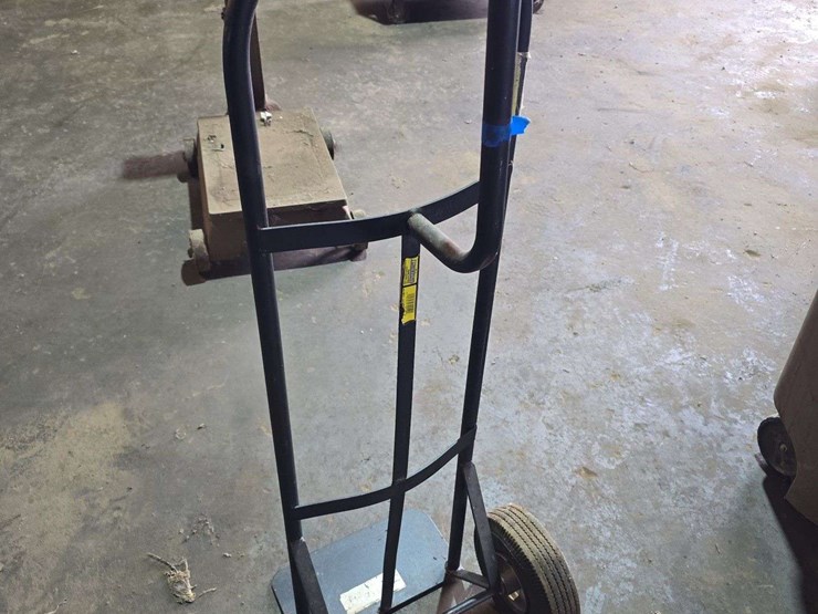 2-wheel-dolly-image-3