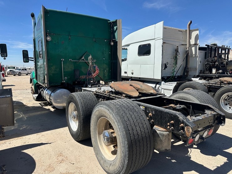 2018-kenworth-t680-image-7